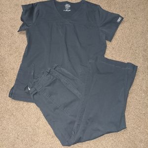 Gray scrub top and bottoms